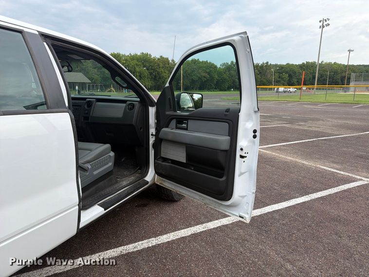image for item FU4517 2014 Ford F150 Ext. Cab pickup truck
