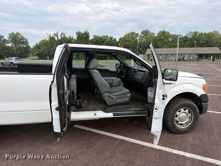 image for item FU4517 2014 Ford F150 Ext. Cab pickup truck