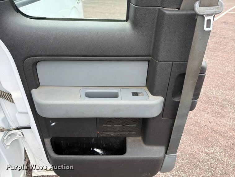 image for item FU4517 2014 Ford F150 Ext. Cab pickup truck