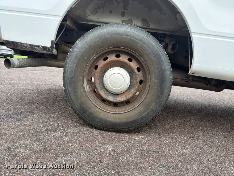image for item FU4517 2014 Ford F150 Ext. Cab pickup truck