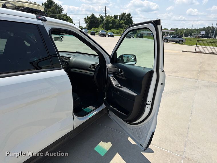 image for item FU4546 2016 Ford Explorer Police Interceptor SUV