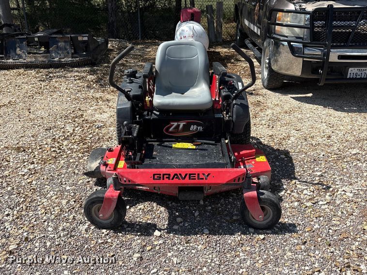 image for item JM9426 Gravely ZT 48XL ZTR lawn mower