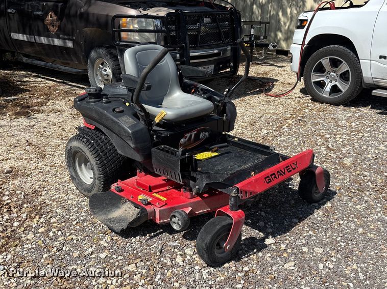 image for item JM9426 Gravely ZT 48XL ZTR lawn mower