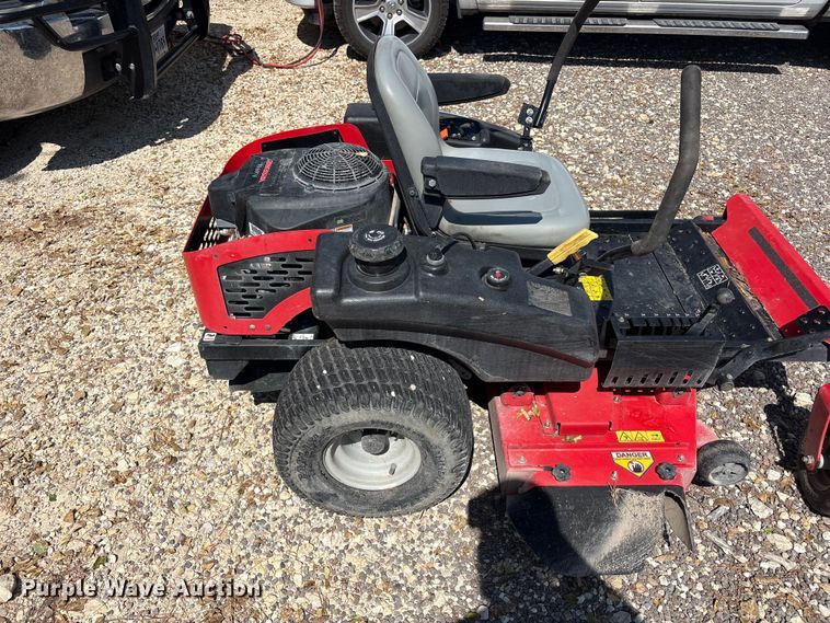 image for item JM9426 Gravely ZT 48XL ZTR lawn mower