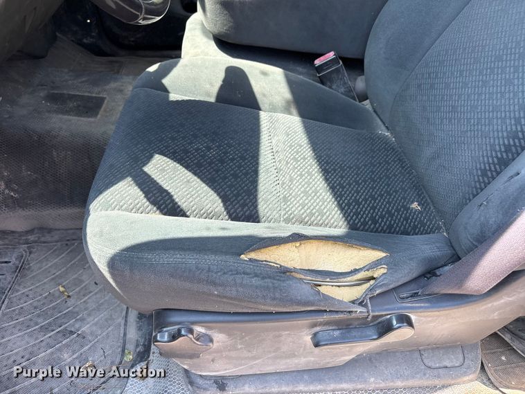 image for item JM9427 2008 Chevrolet Silverado 2500 Crew Cab pickup truck