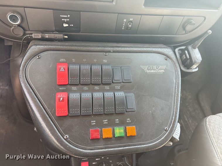 image for item JM9428 2014 Chevrolet Express ambulance