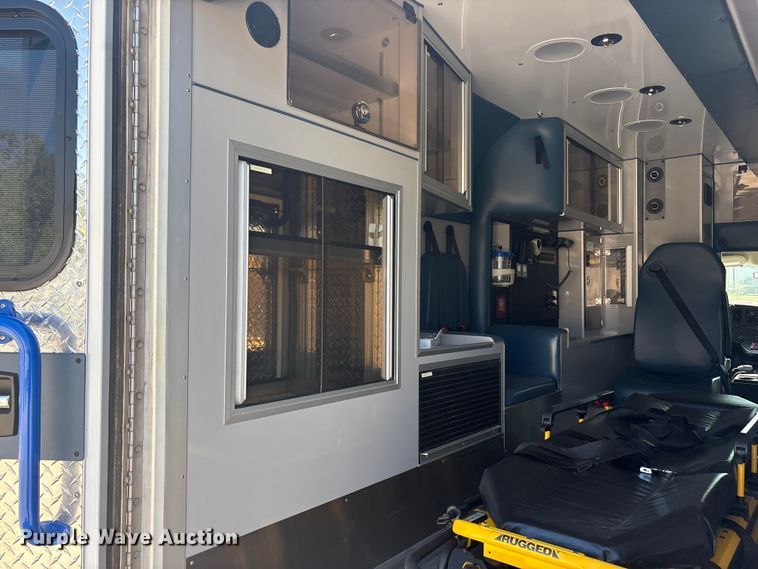 image for item JM9428 2014 Chevrolet Express ambulance