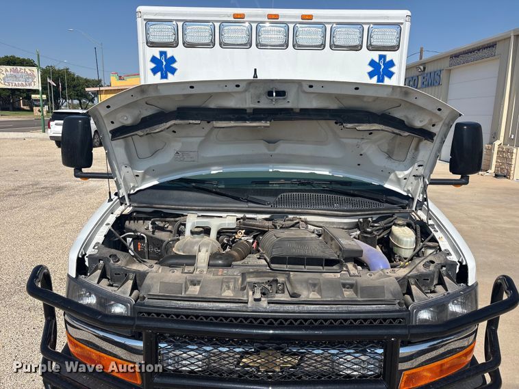 image for item JM9428 2014 Chevrolet Express ambulance