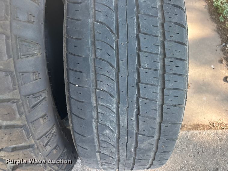 image for item JM9429 Bumpers and tires