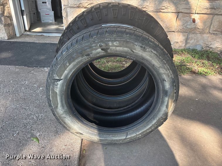 image for item JM9429 Bumpers and tires