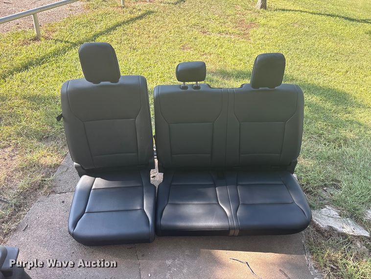 image for item JM9431 Automotive interior parts