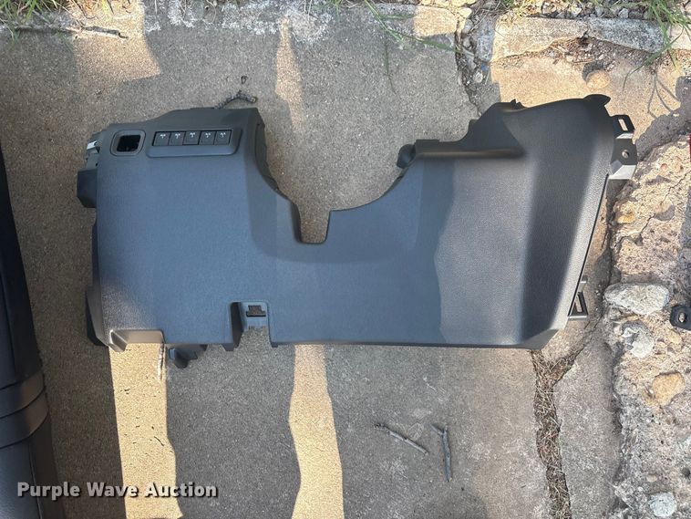 image for item JM9431 Automotive interior parts