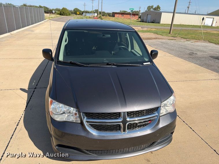 image for item MZ9757 2017 Dodge Grand Caravan van