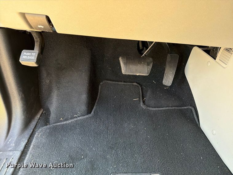 image for item MZ9757 2017 Dodge Grand Caravan van