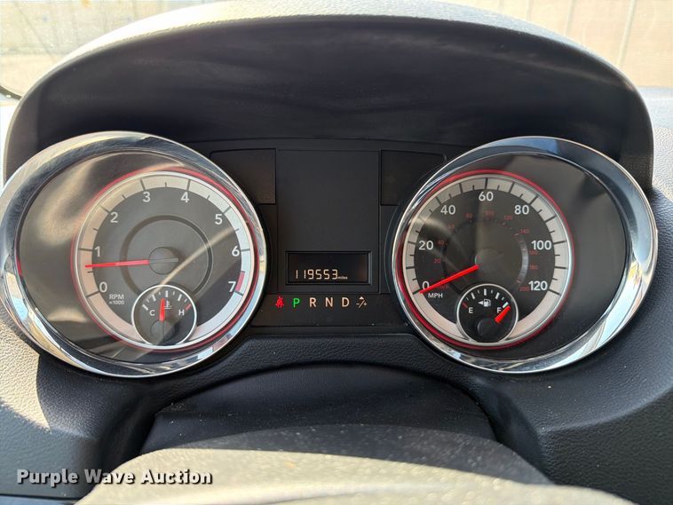 image for item MZ9757 2017 Dodge Grand Caravan van