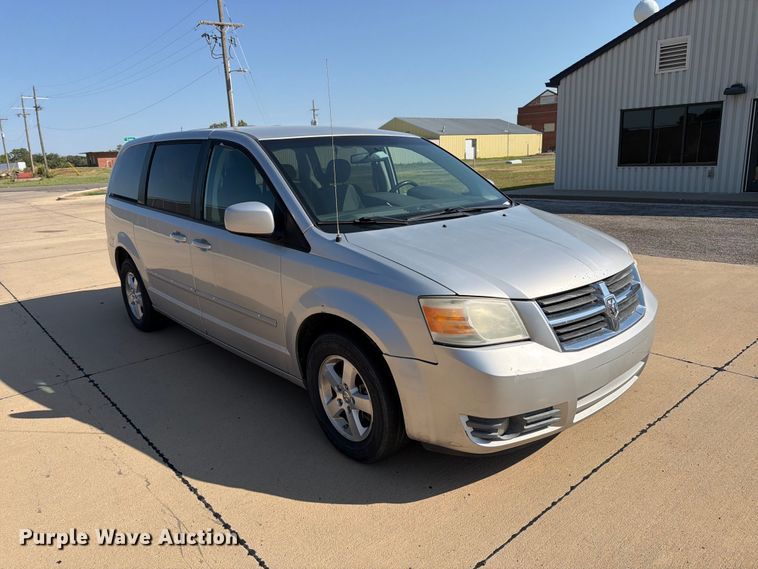 image for item MZ9758 2008 Dodge Grand Caravan van