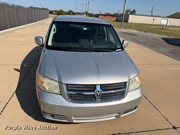 image for item MZ9758 2008 Dodge Grand Caravan van