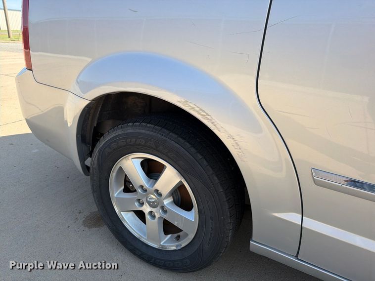 image for item MZ9758 2008 Dodge Grand Caravan van
