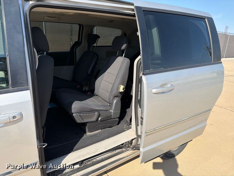 image for item MZ9758 2008 Dodge Grand Caravan van