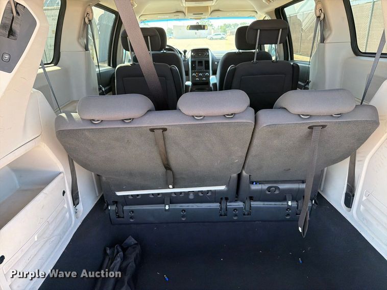 image for item MZ9758 2008 Dodge Grand Caravan van