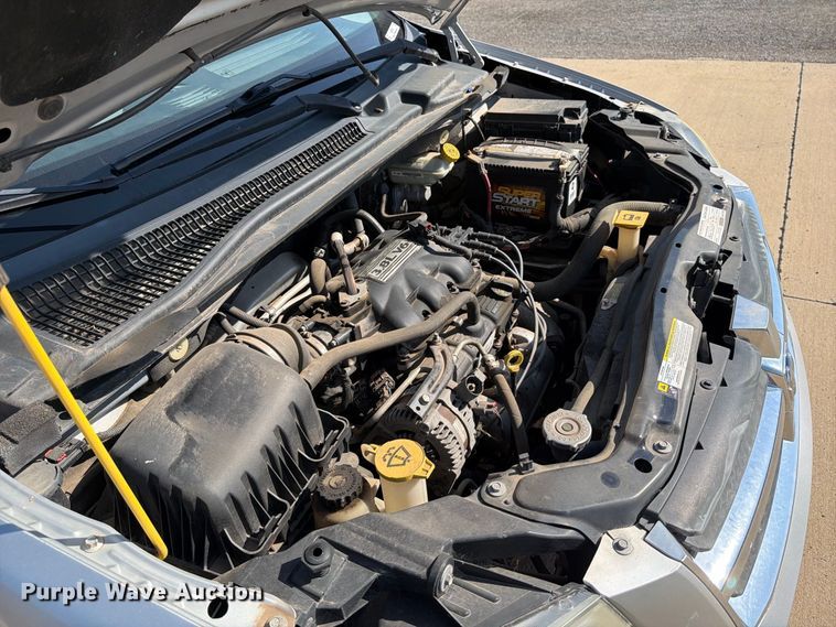 image for item MZ9758 2008 Dodge Grand Caravan van