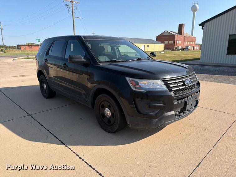 image for item MZ9761 2017 Ford Explorer Police Interceptor SUV