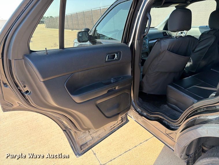 image for item MZ9761 2017 Ford Explorer Police Interceptor SUV