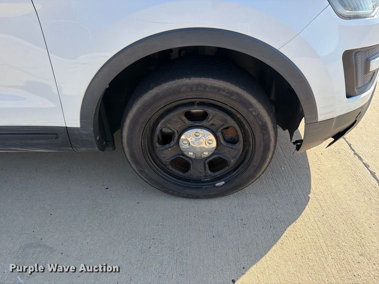 image for item MZ9762 2017 Ford Explorer Police Interceptor SUV