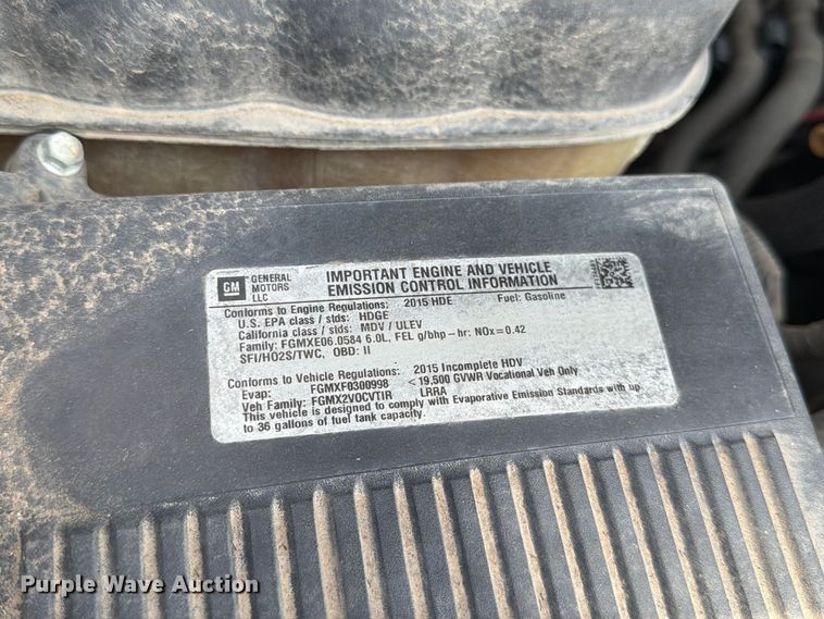 image for item MZ9824 2015 Chevrolet Silverado 3500HD Crew Cab utility bed pickup truck