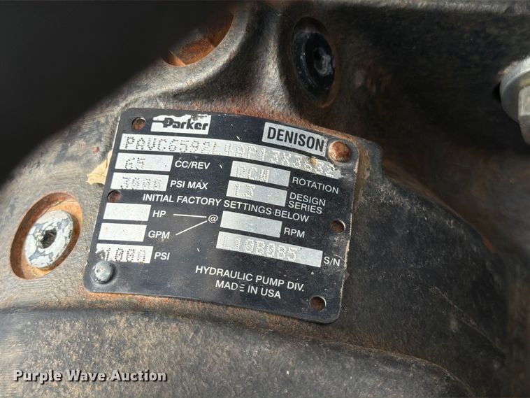 image for item MZ9825 2011 International 7400 dump truck