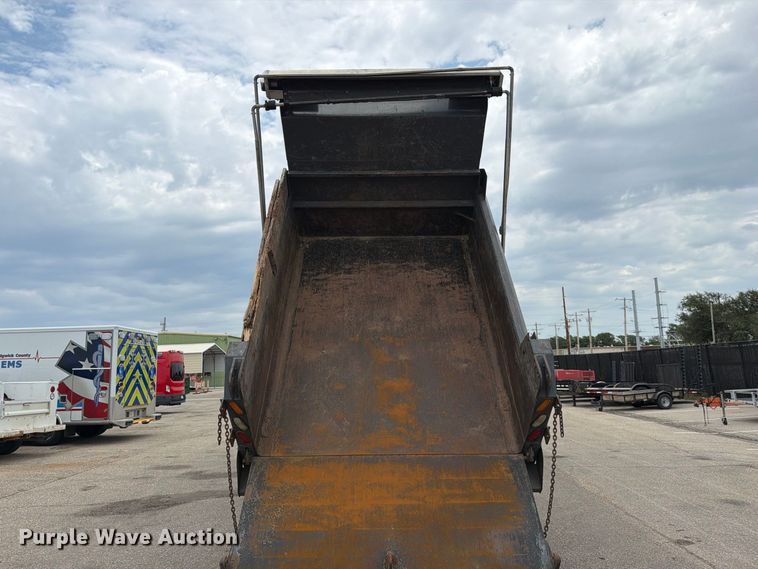 image for item MZ9825 2011 International 7400 dump truck