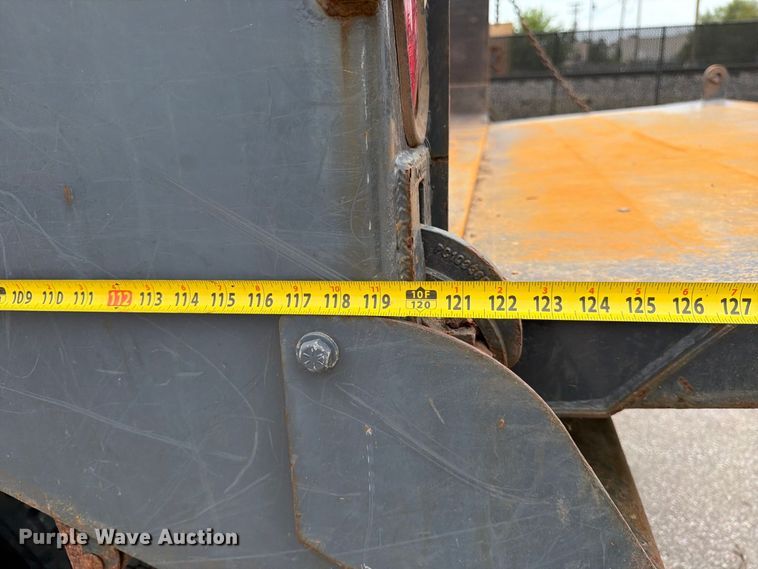 image for item MZ9825 2011 International 7400 dump truck