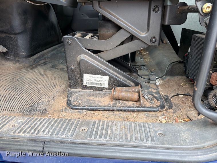 image for item MZ9825 2011 International 7400 dump truck
