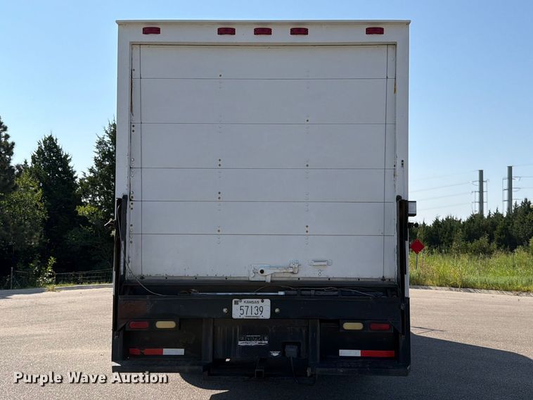 image for item MZ9828 1998 GMC C6500 box truck