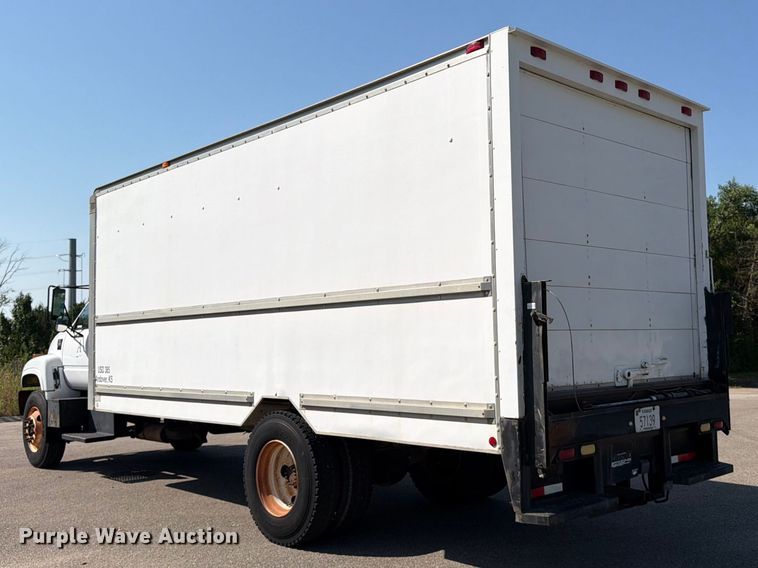 image for item MZ9828 1998 GMC C6500 box truck