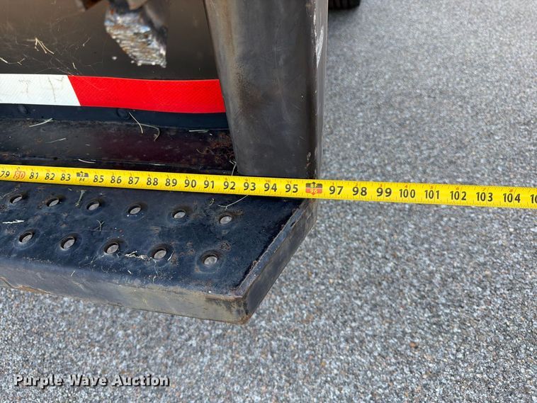 image for item MZ9828 1998 GMC C6500 box truck