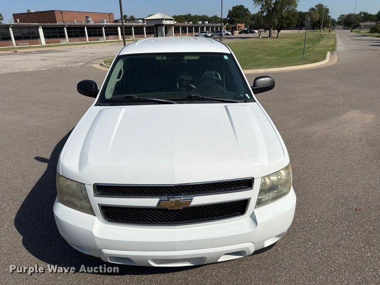 image for item MZ9829 2009 Chevrolet Suburban SUV