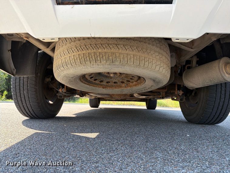image for item MZ9829 2009 Chevrolet Suburban SUV