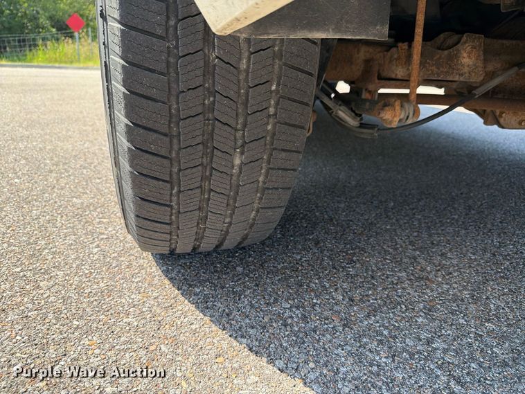 image for item MZ9829 2009 Chevrolet Suburban SUV