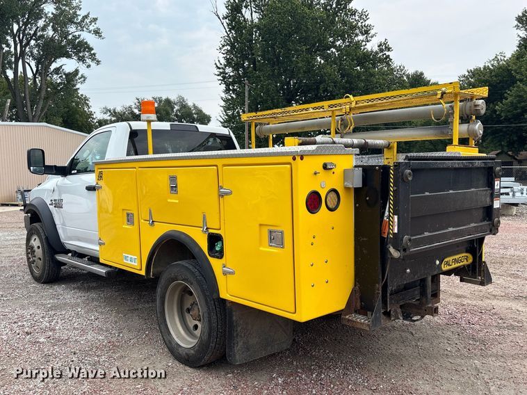 image for item NM9899 2015 RAM 4500 utility / service truck