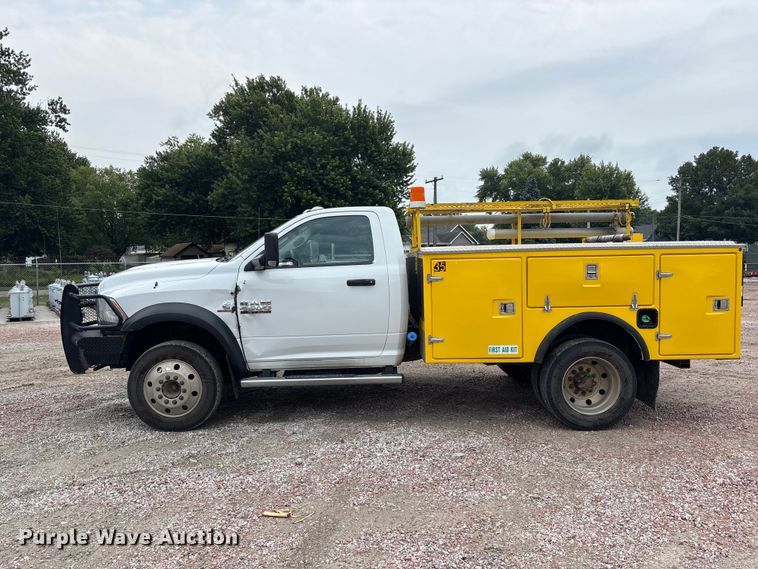 image for item NM9899 2015 RAM 4500 utility / service truck