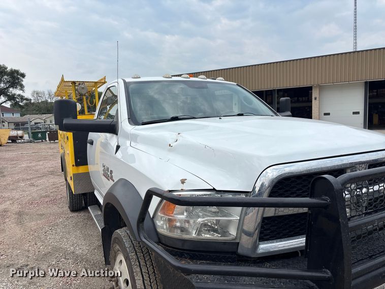 image for item NM9899 2015 RAM 4500 utility / service truck