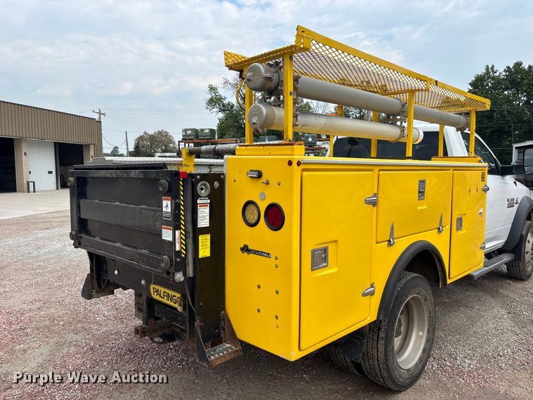 image for item NM9899 2015 RAM 4500 utility / service truck