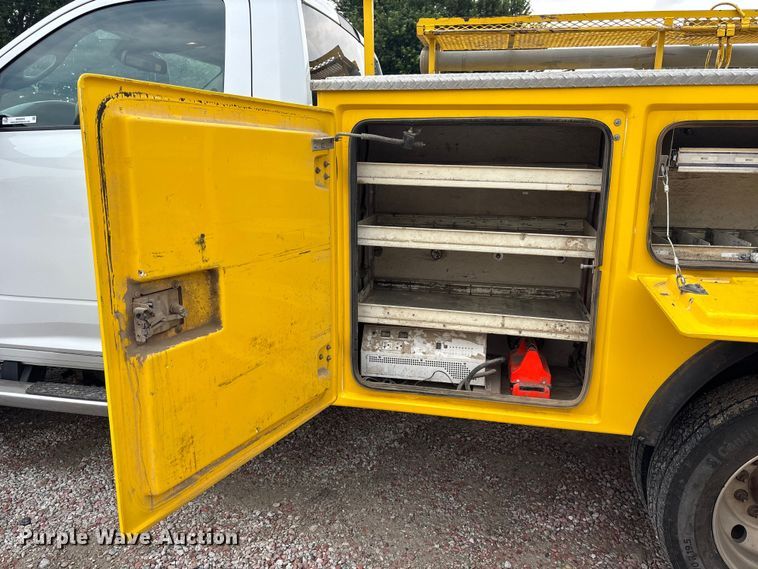 image for item NM9899 2015 RAM 4500 utility / service truck