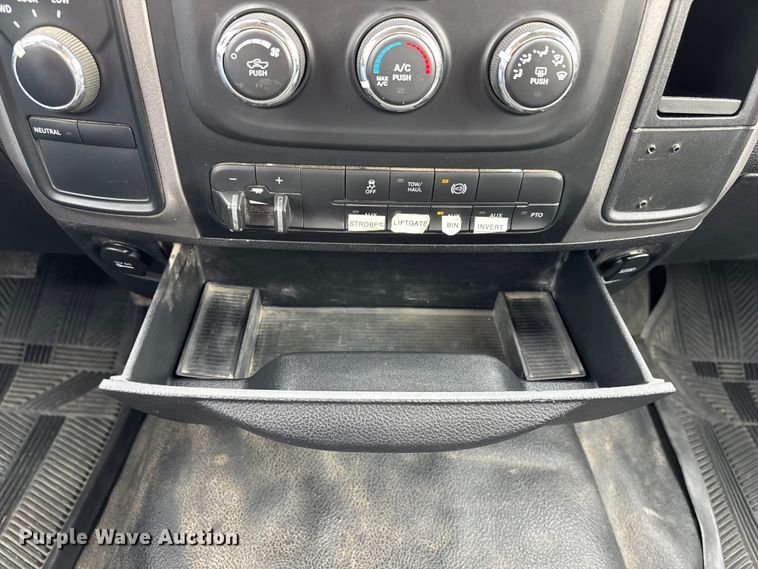 image for item NM9899 2015 RAM 4500 utility / service truck