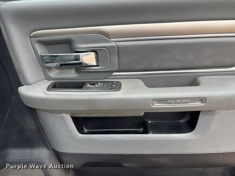 image for item NM9899 2015 RAM 4500 utility / service truck