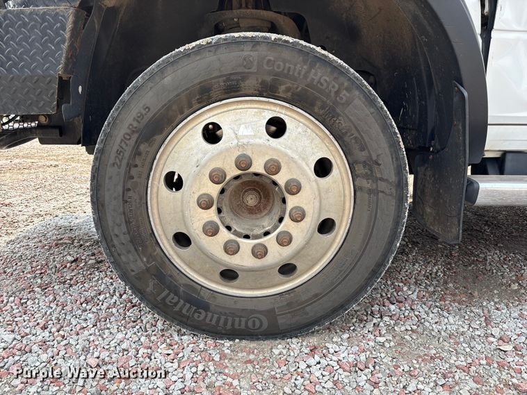 image for item NM9899 2015 RAM 4500 utility / service truck