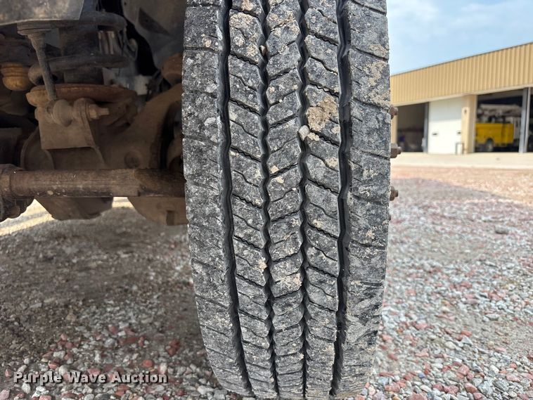 image for item NM9899 2015 RAM 4500 utility / service truck