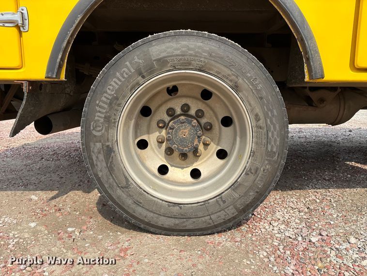 image for item NM9899 2015 RAM 4500 utility / service truck