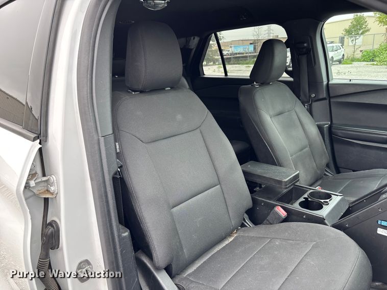 image for item NM9903 2020 Ford Explorer Police Interceptor SUV